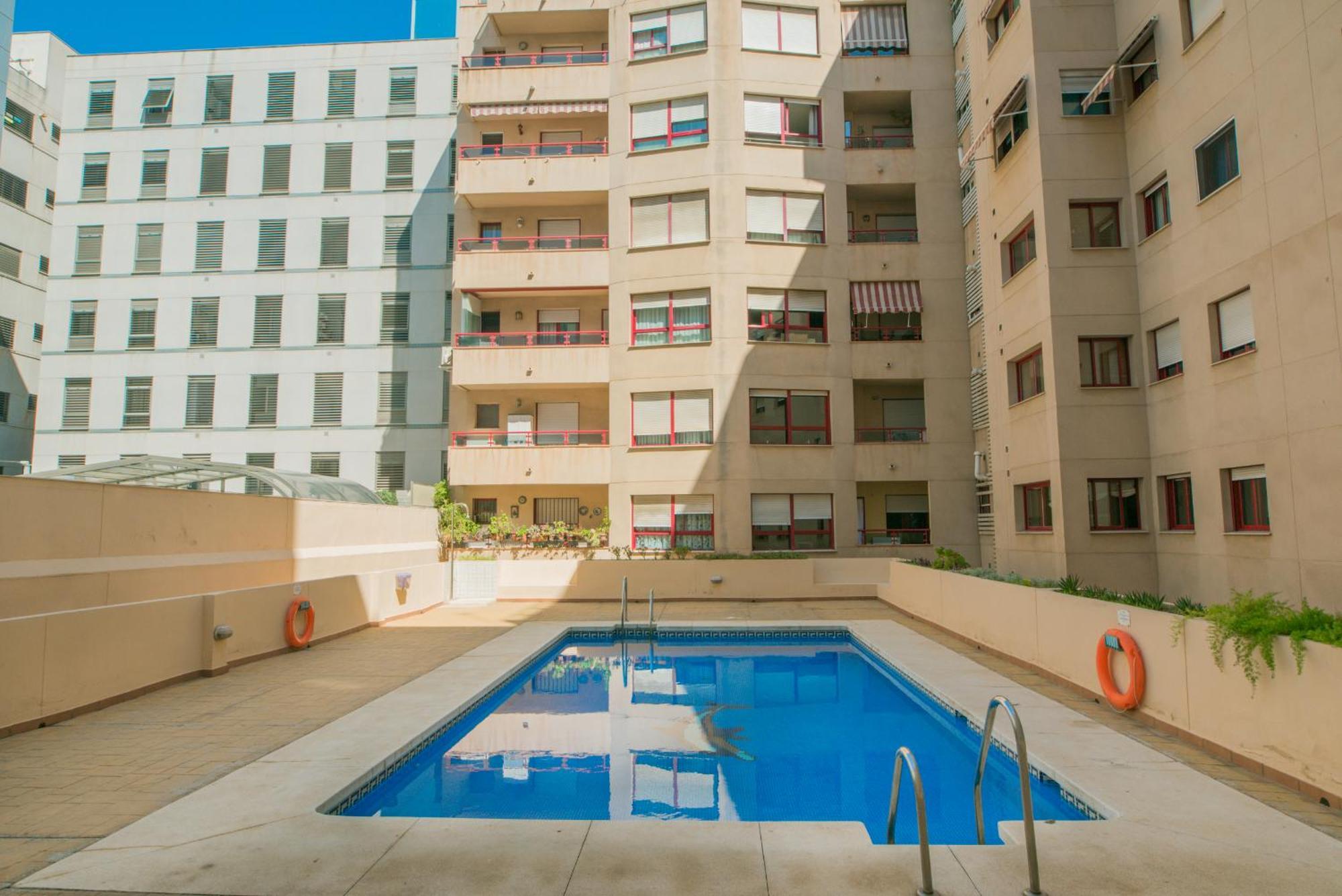 Апартаменты Malaga Estacion Ave Playa Экстерьер фото