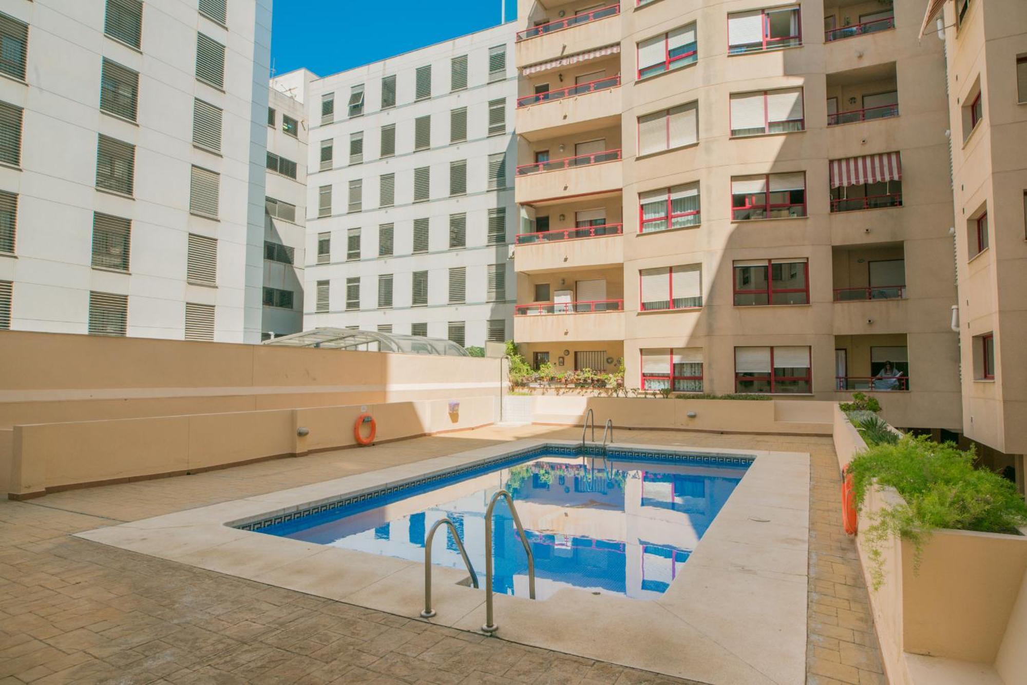 Апартаменты Malaga Estacion Ave Playa Экстерьер фото